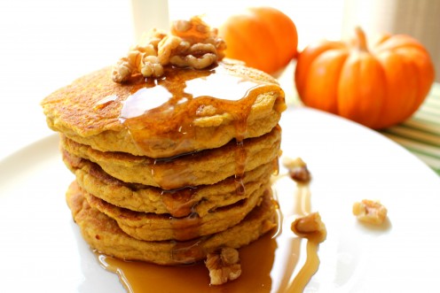 Healthy Fall Recipes // Pumpkin Protein Pancakes // Turtle Woman