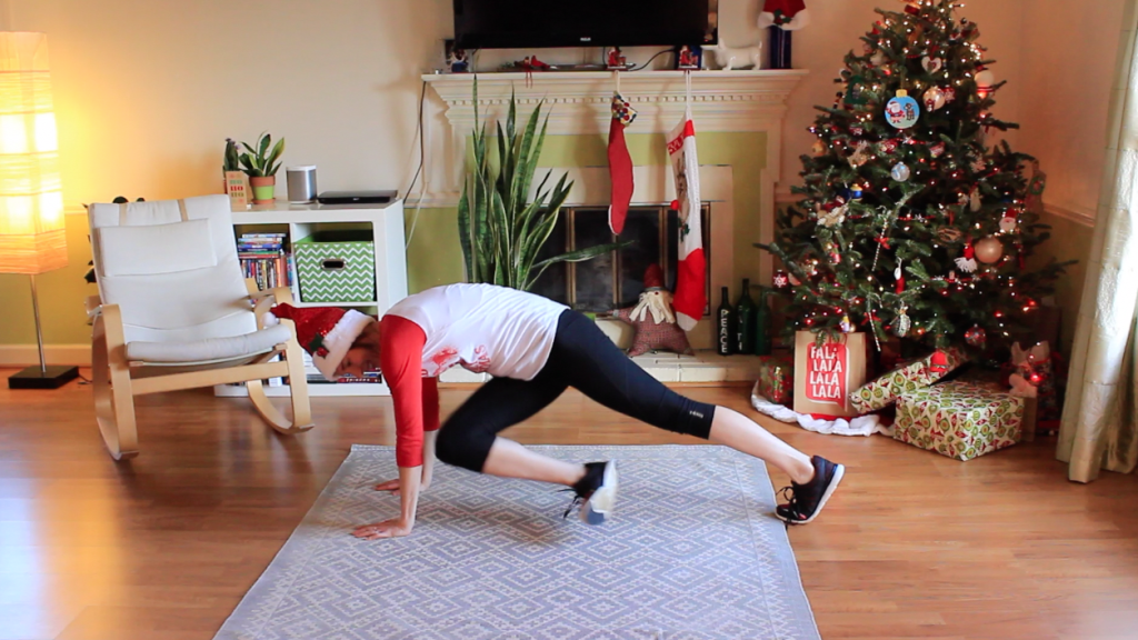 try this at home bodyweight workout if you're traveling this holiday season!