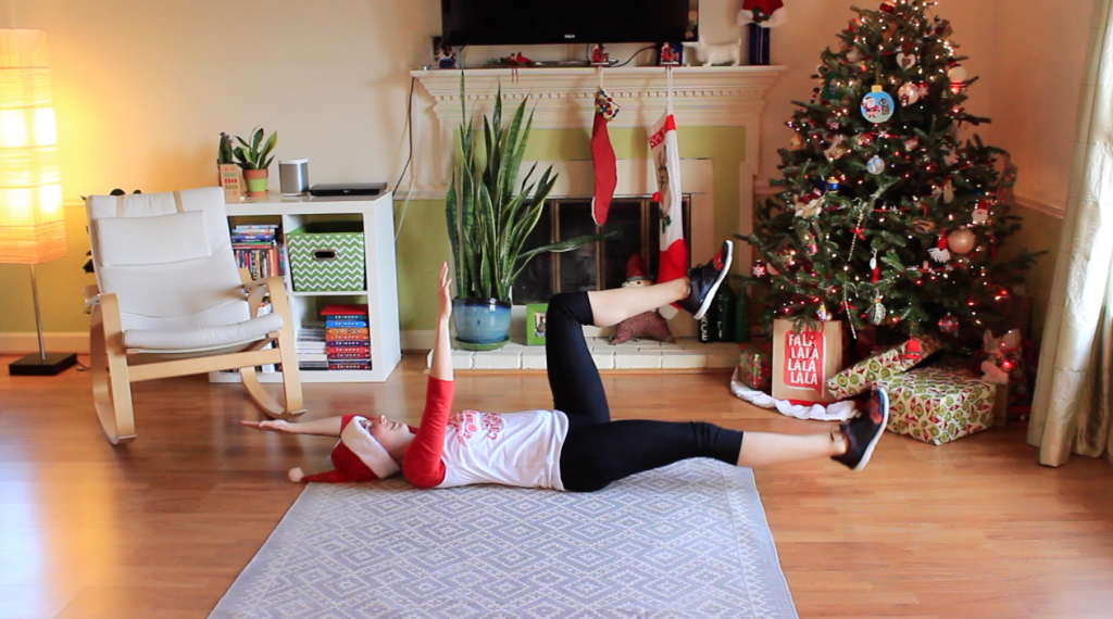 try this at home bodyweight workout if you're traveling this holiday season!